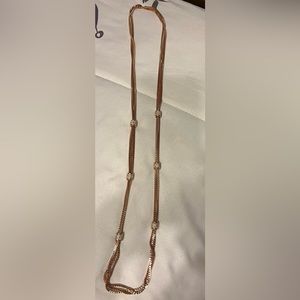 Heavy linked, rose gold 20 inches long clasped necklace
